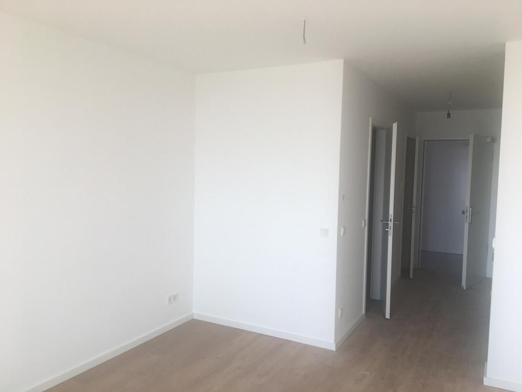 Modern New-Build Studio with Balcony in Berlin-Lichtenberg – photo 3
