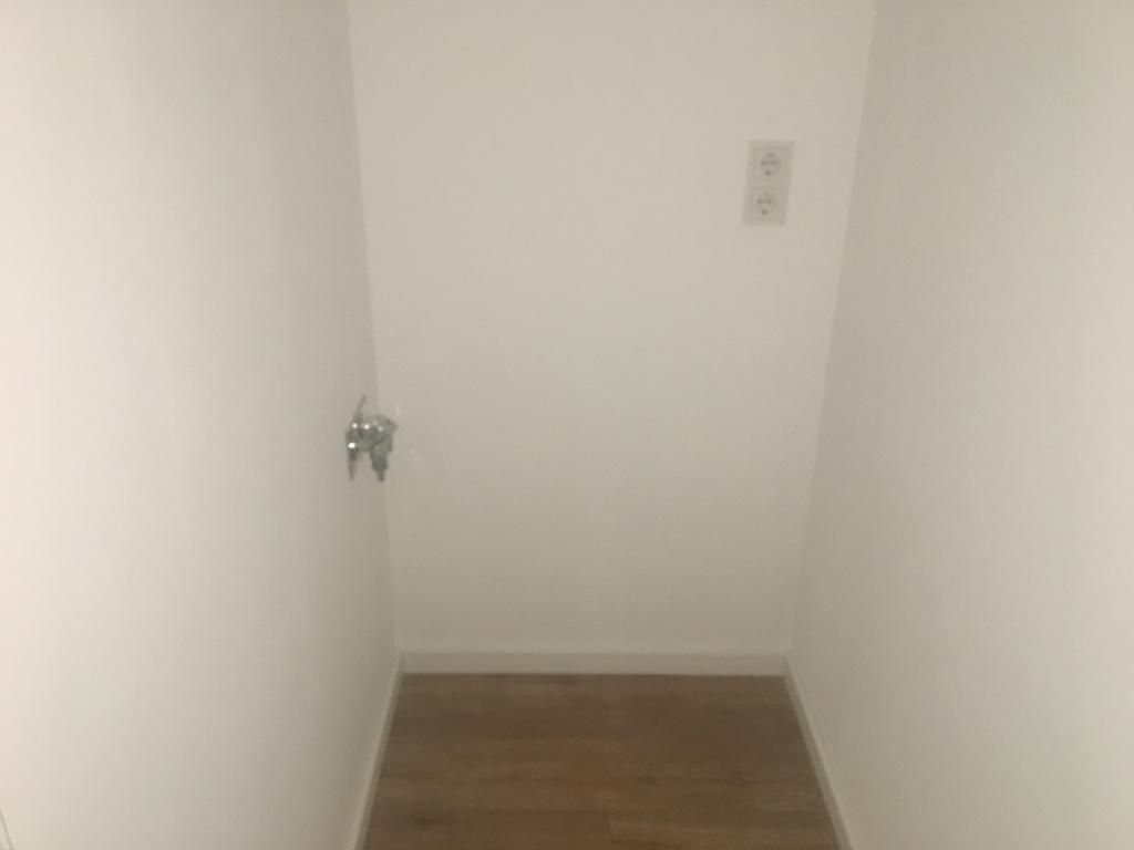 Modern New-Build Studio with Balcony in Berlin-Lichtenberg – photo 4