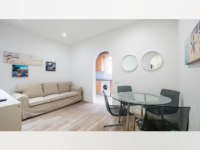 Move‑In Ready 65 m² 2‑Bed — Carrer de Badajoz, Barcelona