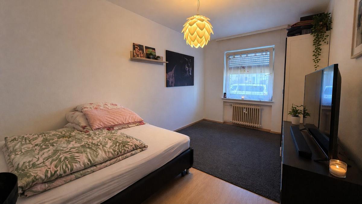 Charming Raised‑Ground Flat with Fitted Kitchen & Cellar — Ideal for Couples/Families – photo 5